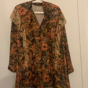 Wilfred long sleeve Aritzia Floral dress in xs
